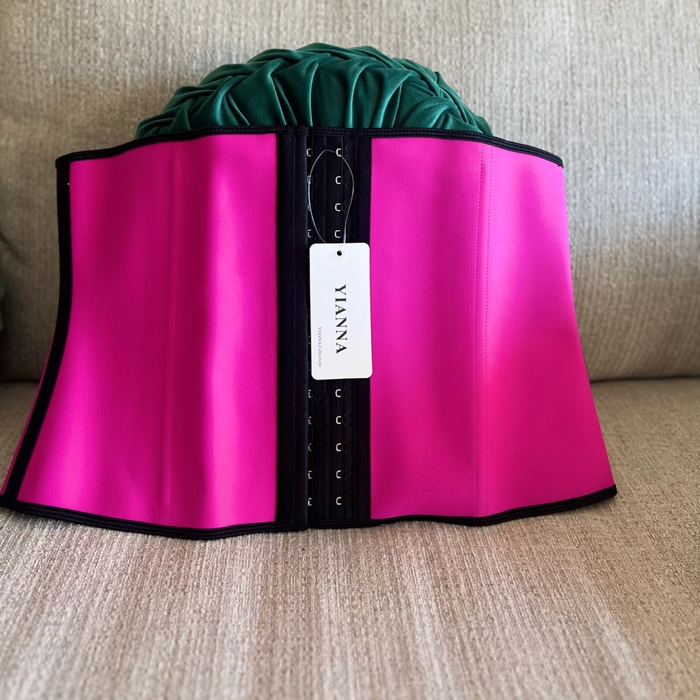 Yianna waist trainer, waist trainer, pink waist trainer